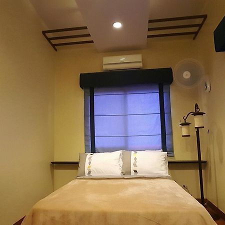 Mactan Breeze - Airport Bed And Breakfast Lapu-Lapu City Exterior photo